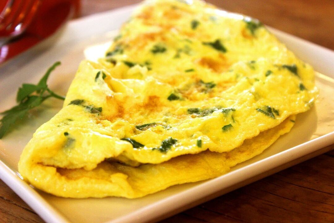 Omelet is a dietary dish with eggs that is allowed for patients with pancreatitis